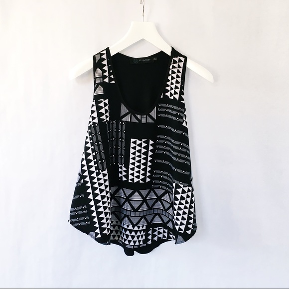 Geometric print Tank - Picture 2 of 6